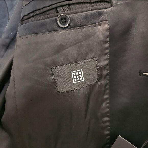 The BLK TUX - Picture 6 of 8